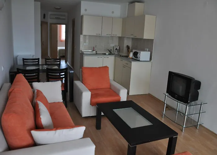 Sunny Aparthotel Nesebar