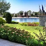 Sunny Апарт-отель
