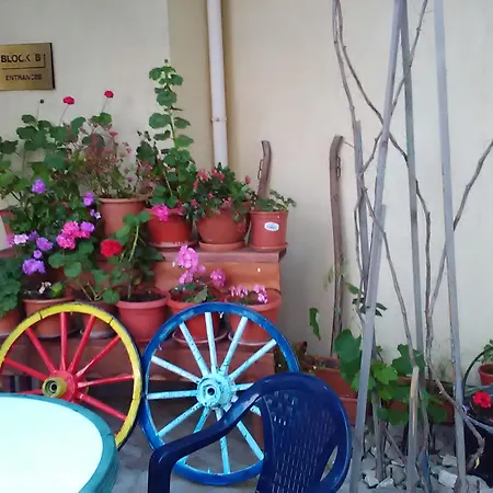 Sunny Apart Otel 3*