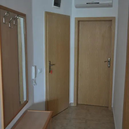 Sunny Aparthotel Nesebar