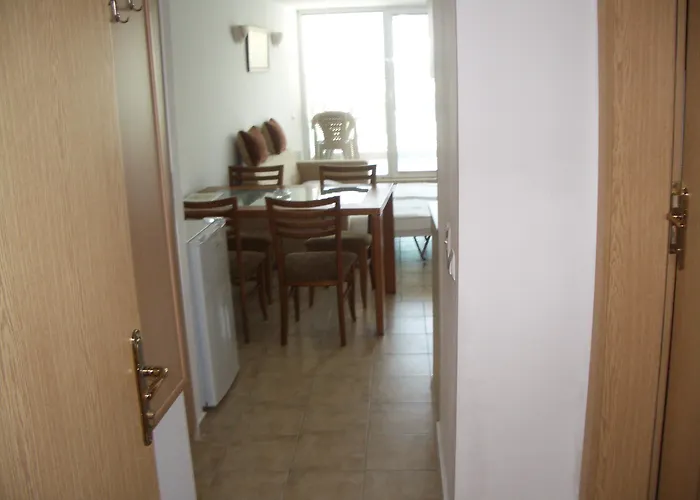 Sunny Appart hôtel 3*